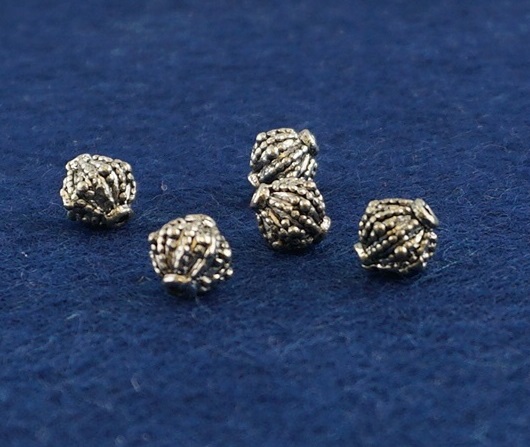 Schmuckteil Metall Pyramide 5 Stk