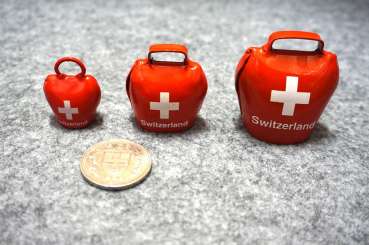 Kuhglocke rot mit Kreuz 26mm 5 Stk.
