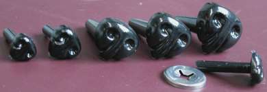 Nasen schwarz mit Stift 14mm 10 St
