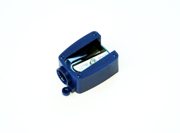 Anspitzer- Kunststoffspitzer / einfach 8 mm - blau - , f&#252;r eine extra runde Spitze, inklusive Rein
